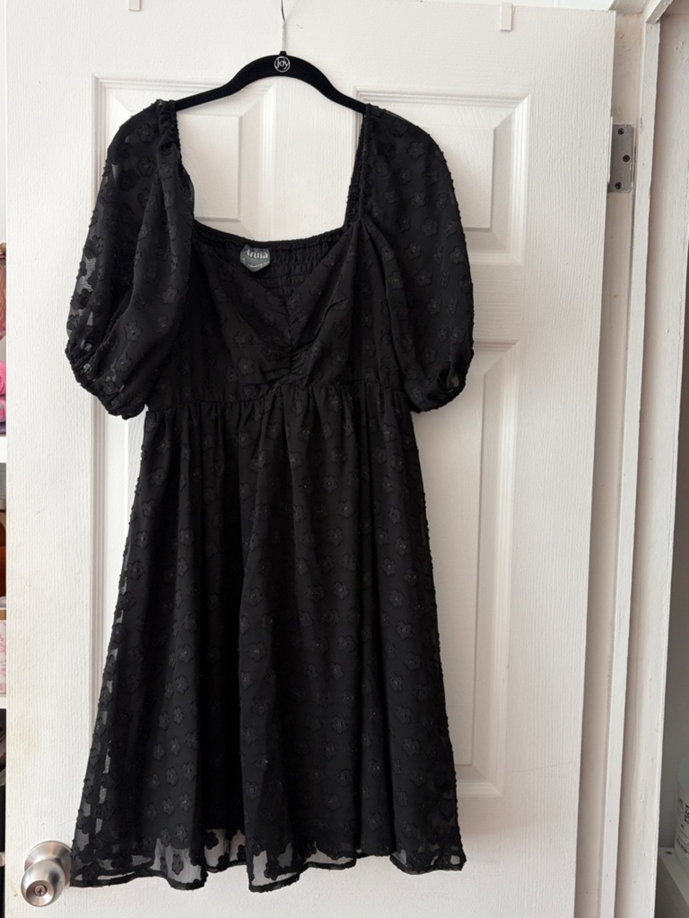 Arula Black Puff Sleeve Textured Midi Dress Size 16, XL